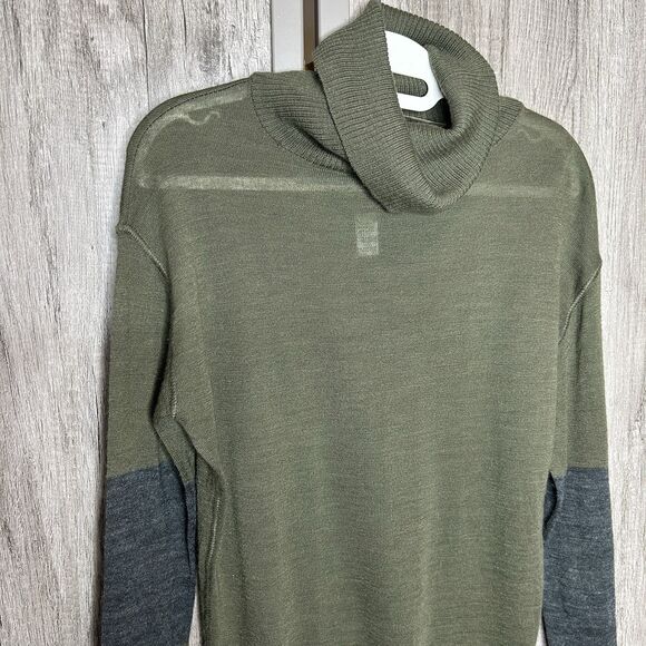 Diesel Sweater Dress Sz XS Cowl Neck Elbow Patch Short Green Color Made in Italy - Picture 2 of 9